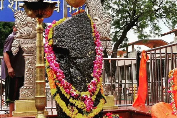 Shani Shingnapur temple near Shirdi – 70 km away